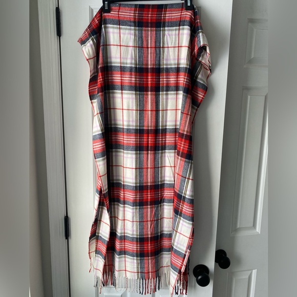 Plaid Soft Winter Scarf - Picture 1 of 5